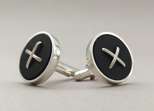 Cufflink 2